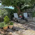 3 Bedroom Gorgeous In *