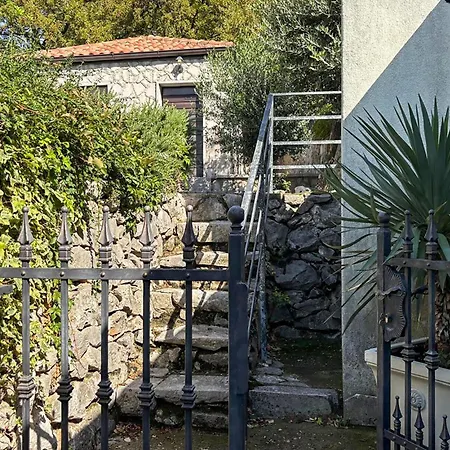 3 Bedroom Gorgeous In Krasica (Primorje-Gorski Kotar)