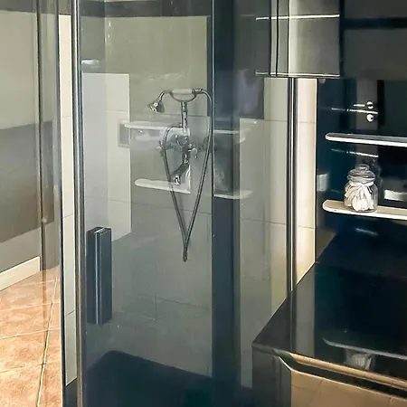בית נופש 3 Bedroom Gorgeous In
