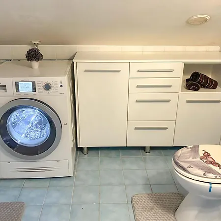 3 Bedroom Gorgeous In *